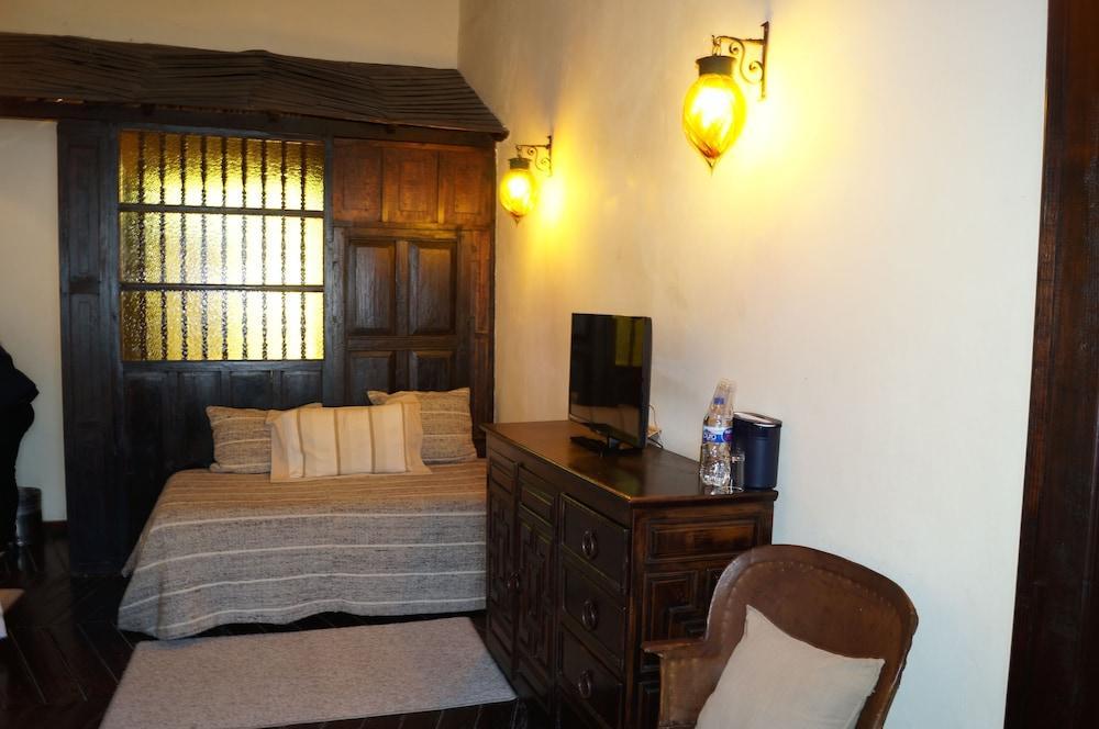 Hotel Mansion Iturbe Пацкуаро Екстер'єр фото