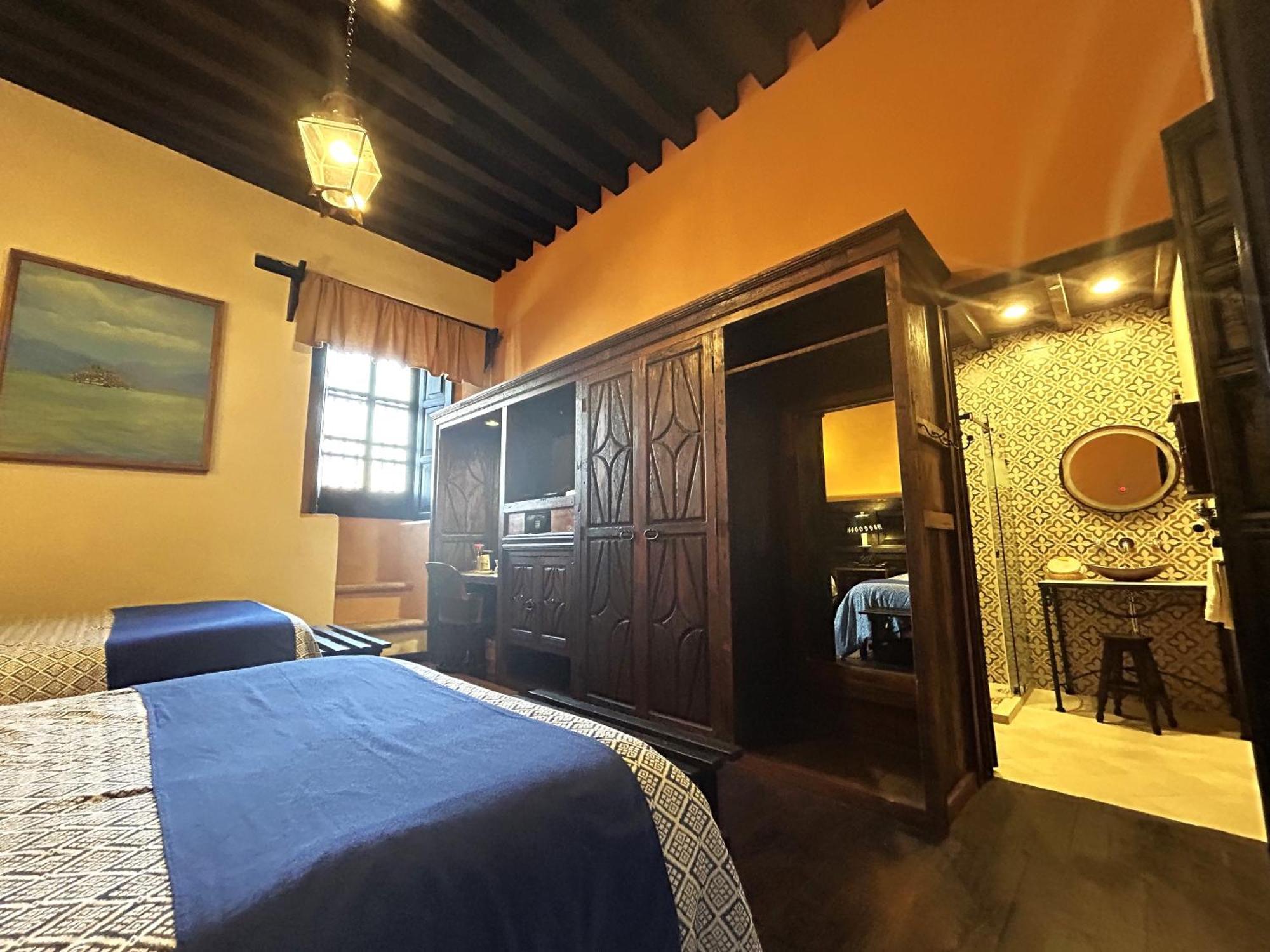 Hotel Mansion Iturbe Пацкуаро Екстер'єр фото