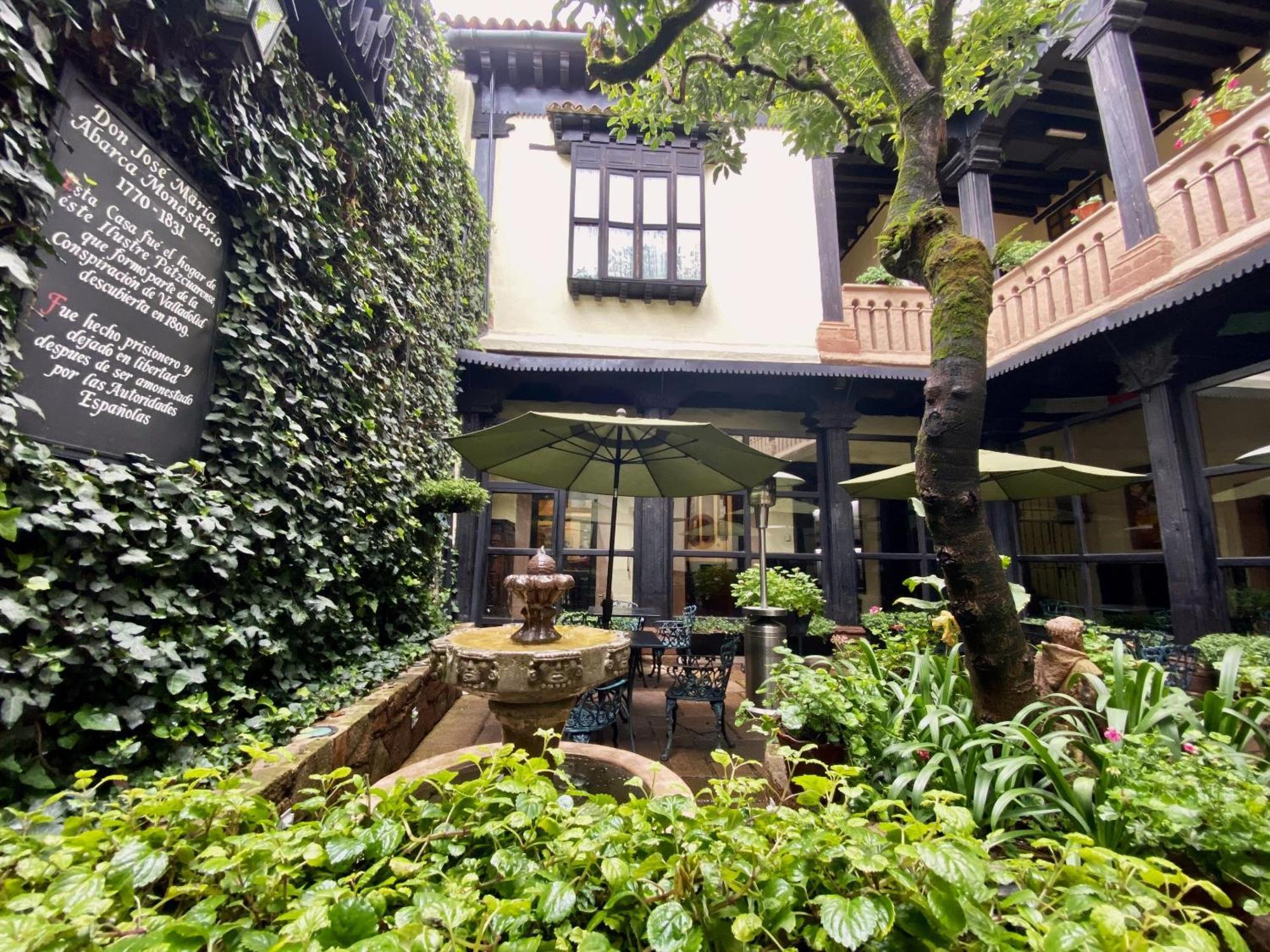 Hotel Mansion Iturbe Пацкуаро Екстер'єр фото